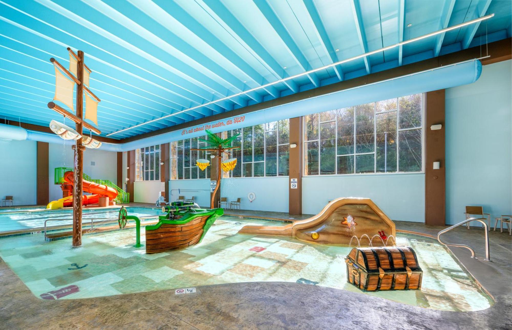 Compass By Margaritaville Hotel Pigeon Forge Esterno foto