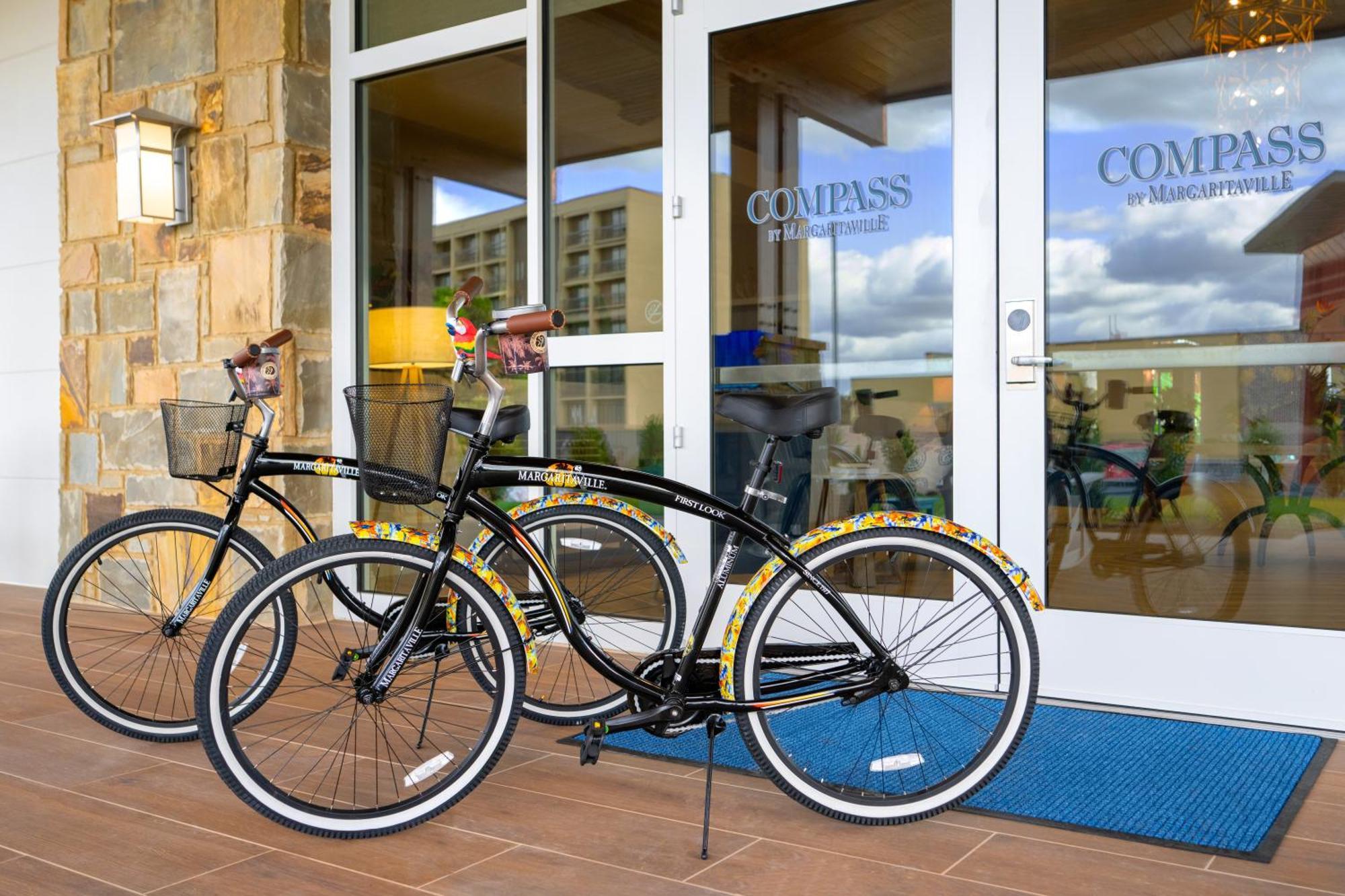 Compass By Margaritaville Hotel Pigeon Forge Esterno foto